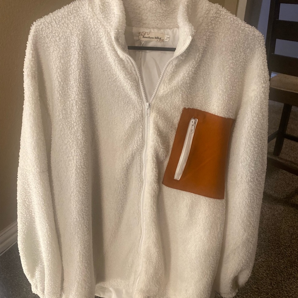 White Sherpa Jacket with Brown Pocket